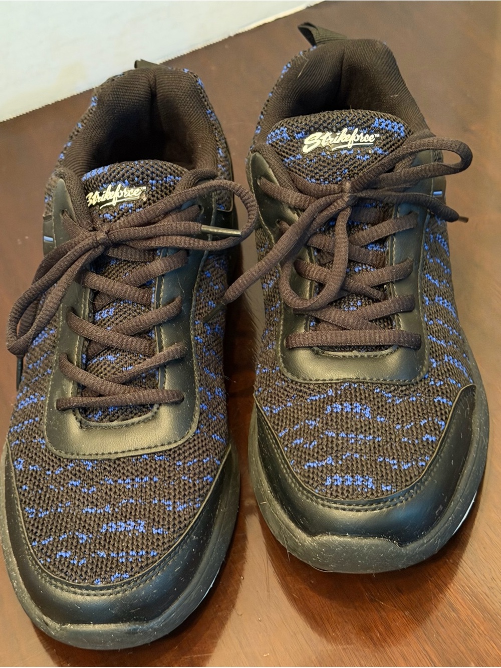 Men’s Knit Athletic Sneakers in Black and Blue - Stylish Everyday Performance